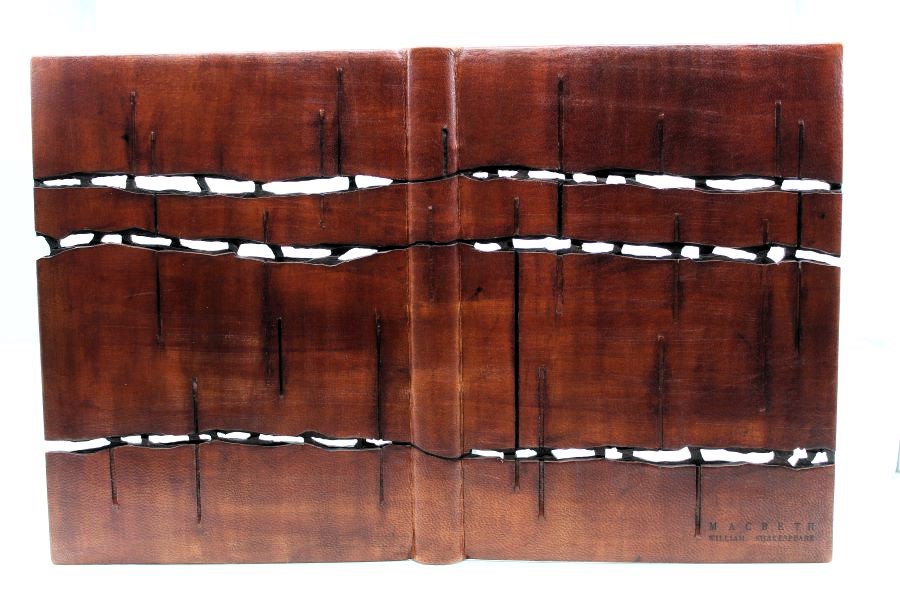 Macbeth. William Shakespeare. Binding the Bard. Durham University. First Prize.